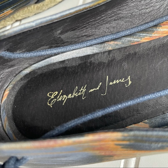 Elizabeth & James Navy Ikat Pattern Niko Espadrilles - Picture 4 of 7